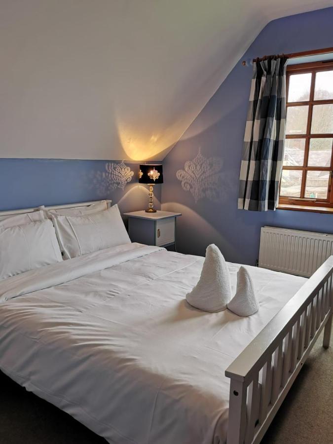 The Compasses Inn Fordingbridge Eksteriør bilde