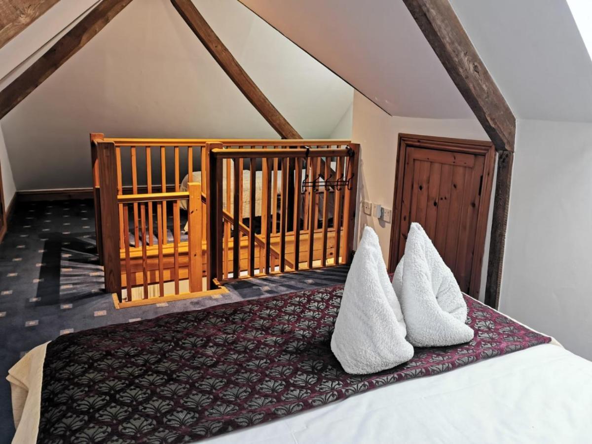 The Compasses Inn Fordingbridge Eksteriør bilde