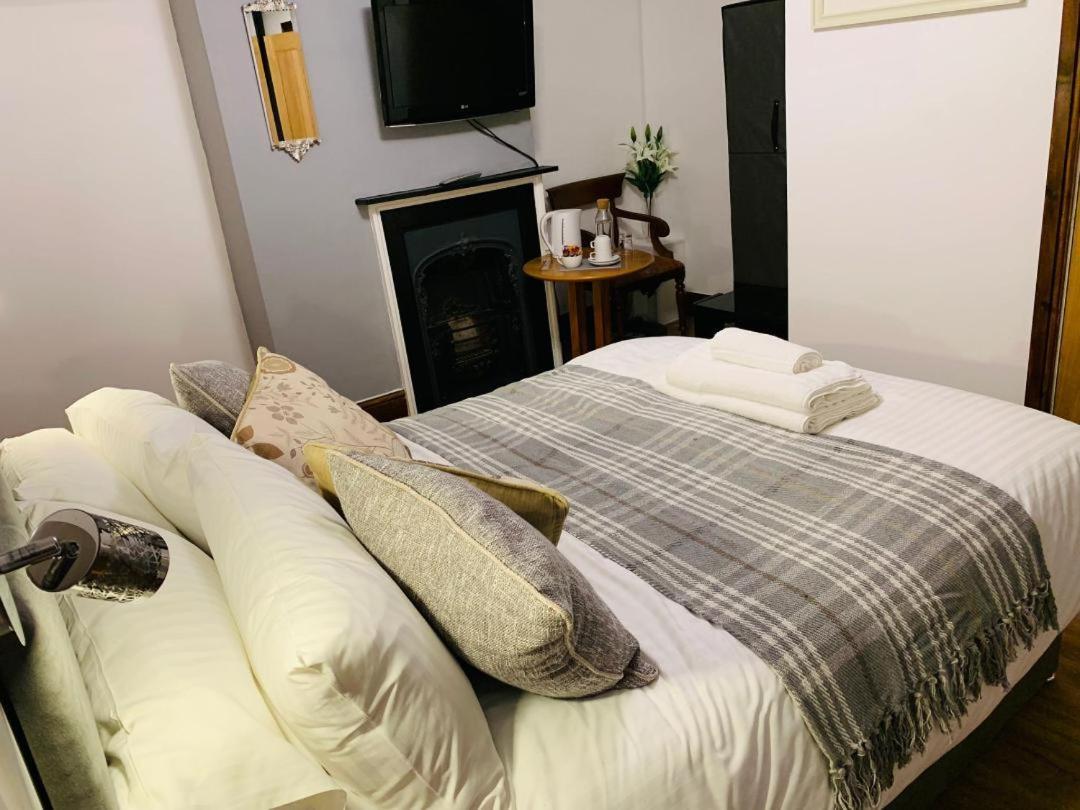 The Compasses Inn Fordingbridge Eksteriør bilde