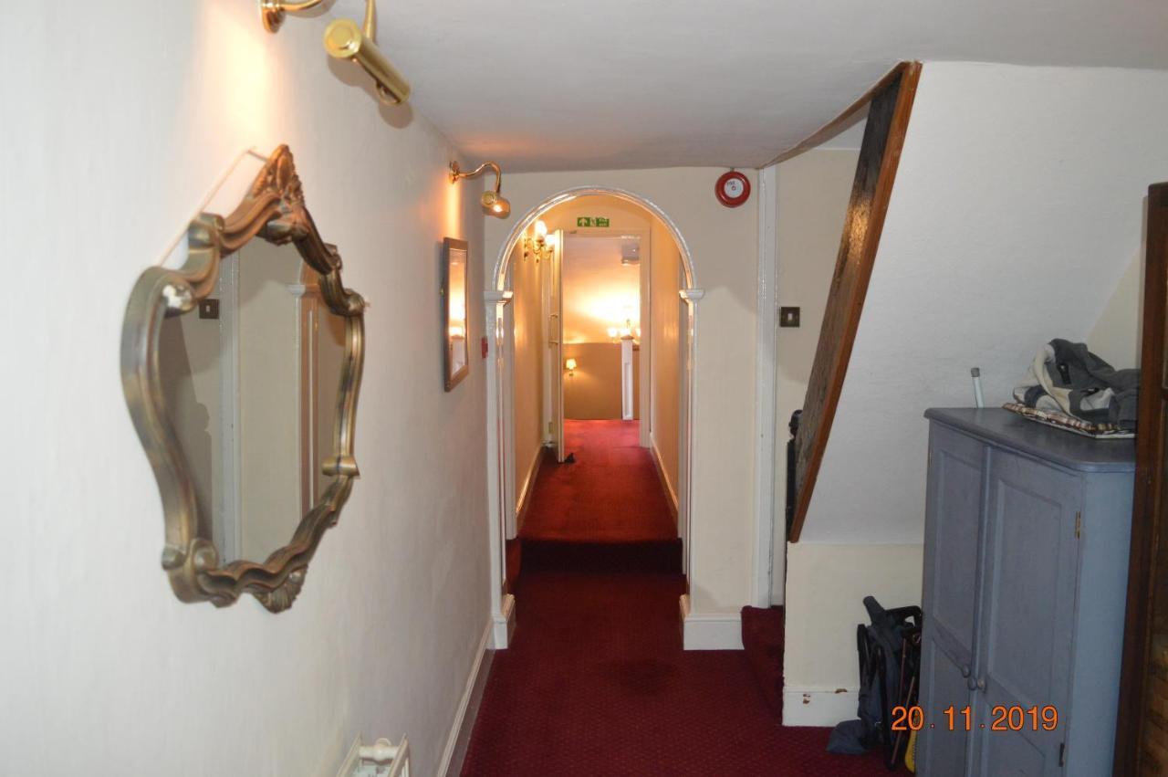 The Compasses Inn Fordingbridge Eksteriør bilde